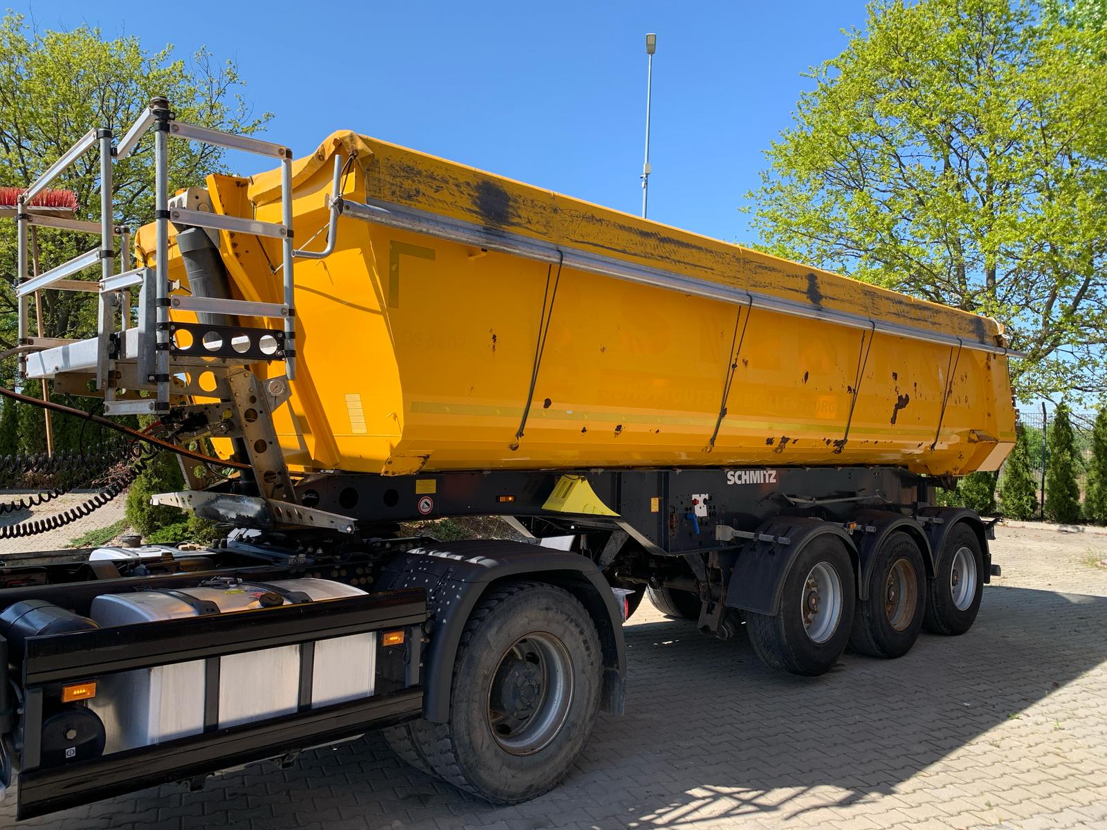 SCHMITZ CARGOBULL SKI 24 SL 7.2  NACZEPA WYWROTKA 